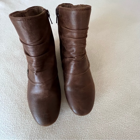 Size 10 Wedge heel brown Salena ankle booties - Picture 7 of 10